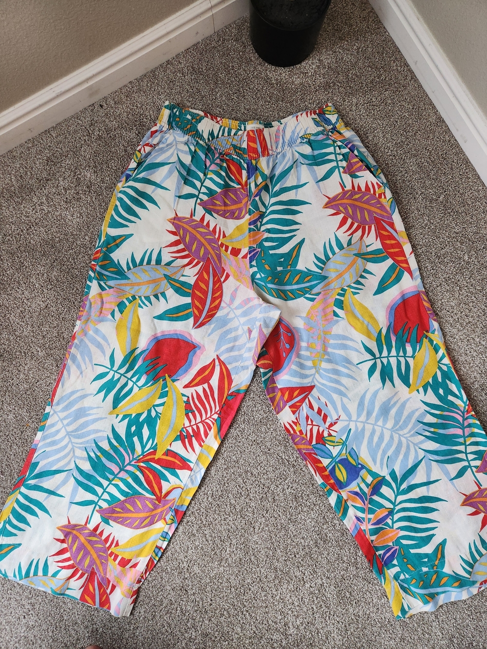 C&C California Multicolor Tropical Linen Pants with Teal Accents
